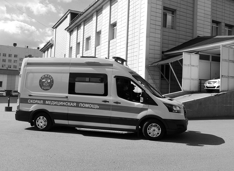 Тюменец избил 19-летнего парня возле ночного заведения на улице Максима Горького