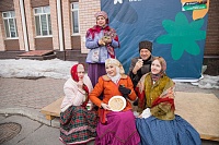 Широкая масленица продолжается на фестивале «Тюменская весна. Всей семьей»