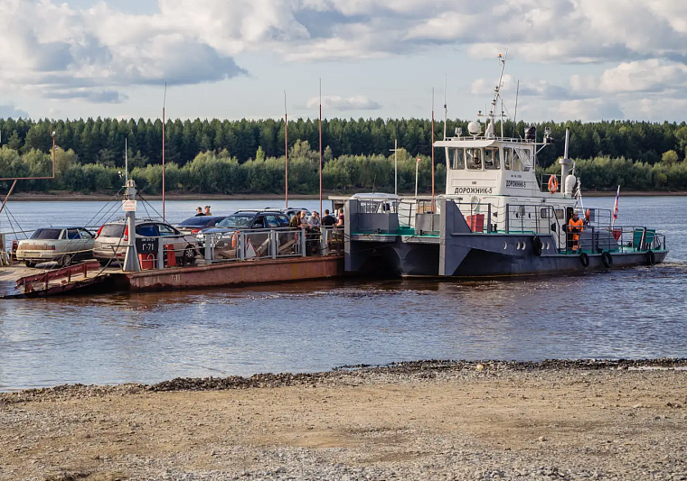 В Тюменской области заключены контракты на работу паромных переправ в трех округах