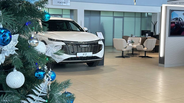 Выгода - до 450 000 рублей. Официальный дилер устроил предновогоднюю распродажу автомобилей