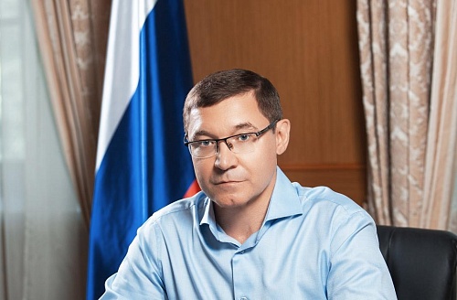 Владимир Якушев: Государственный флаг - это символ веры, мужества и любви к Родине