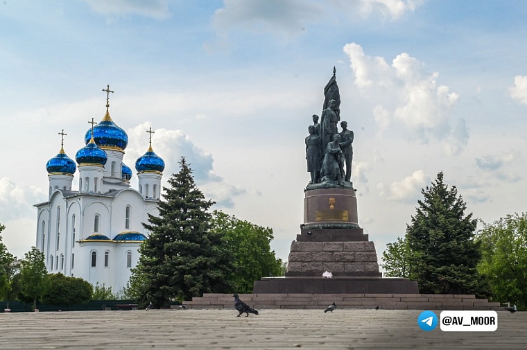 Александр Моор: Олицетворением единства Тюменской области и Краснодона станет «Аллея дружбы»