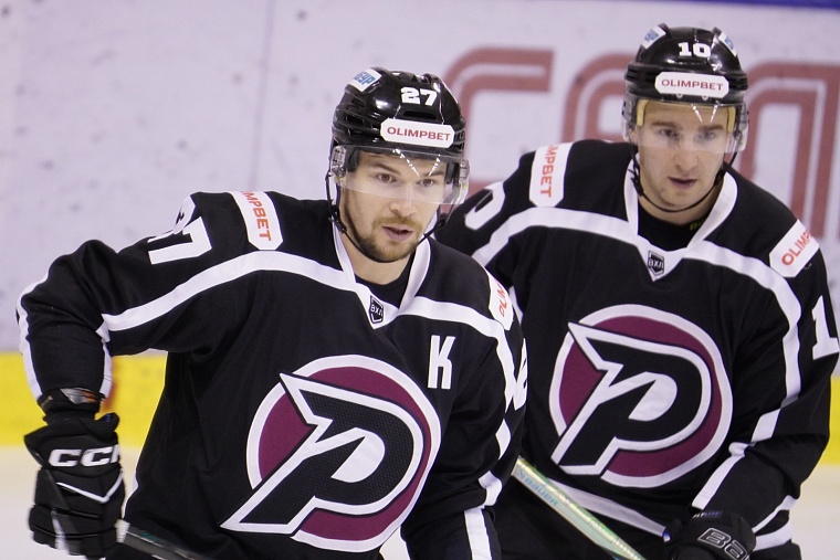 Пять из пяти: тюменский ХК «Рубин» победой закончил домашнюю серию ВХЛ