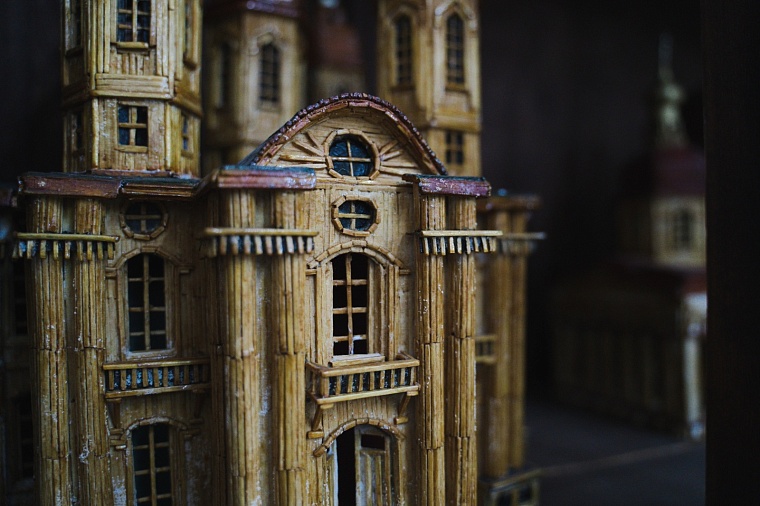 В Ялуторовске представят уникальную коллекцию макетов храмов из спичек, вход бесплатный