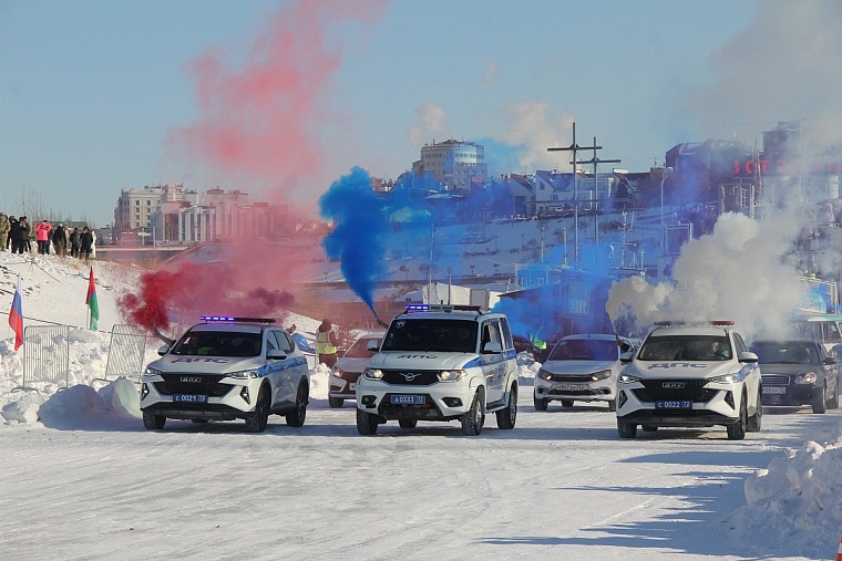 Дрифт, военная техника, лазертаг, полевая кухня: Тюменская Госавтоинспекция раскрыла программу #СпецоперацииЛед