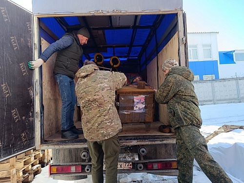 Из Заводоуковска в зону СВО отправлена большая партия гумпомощи