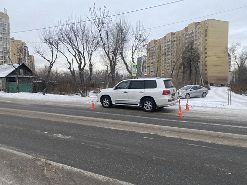 В Тюмени «Лексус» сбил бабушку с внучкой на «зебре»