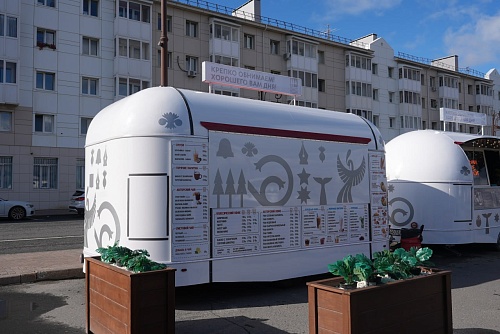 На тюменских фудтраках появилась символика города