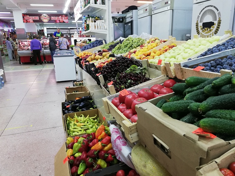 Овощи и фрукты с тюменских прилавков проверили на ГМО и нитраты