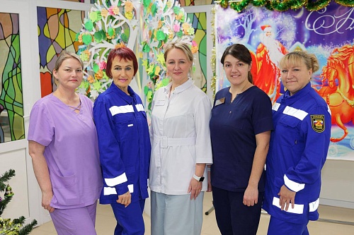 Марафон добра: роженице в труднодоступном Заболотье помогала целая бригада врачей