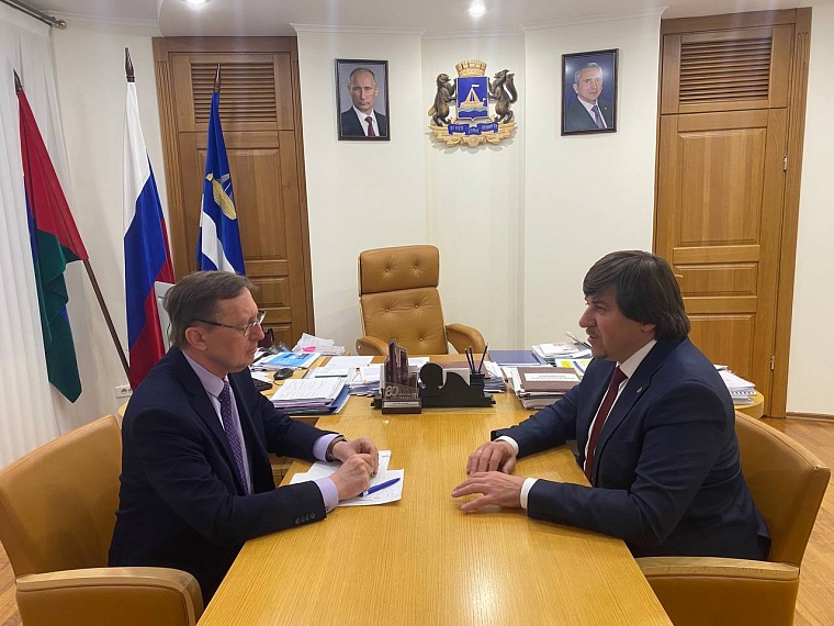 Максим Афанасьев назначил своим заместителем Павла Крекова