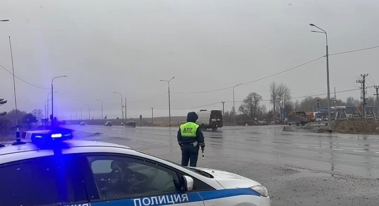 ГАИ: на трассе Тюмень - Ханты-Мансийск резко ухудшились погодные условия