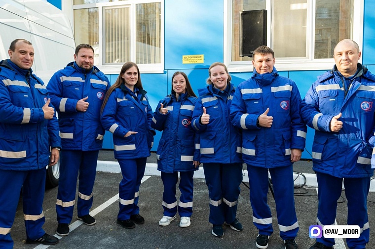 Александр Моор: Автопарк скорой помощи Тюменской области получил 12 автомобилей