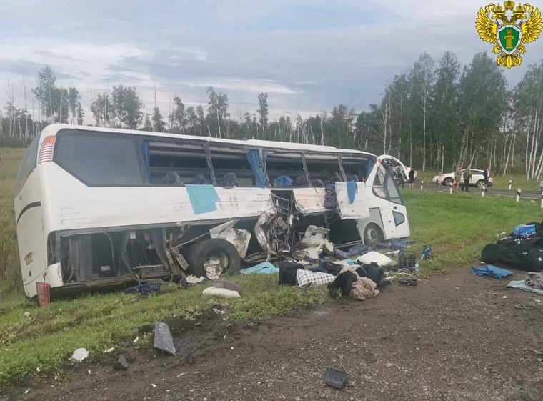 Тюменская футбольная команда попала в ДТП в Омской области