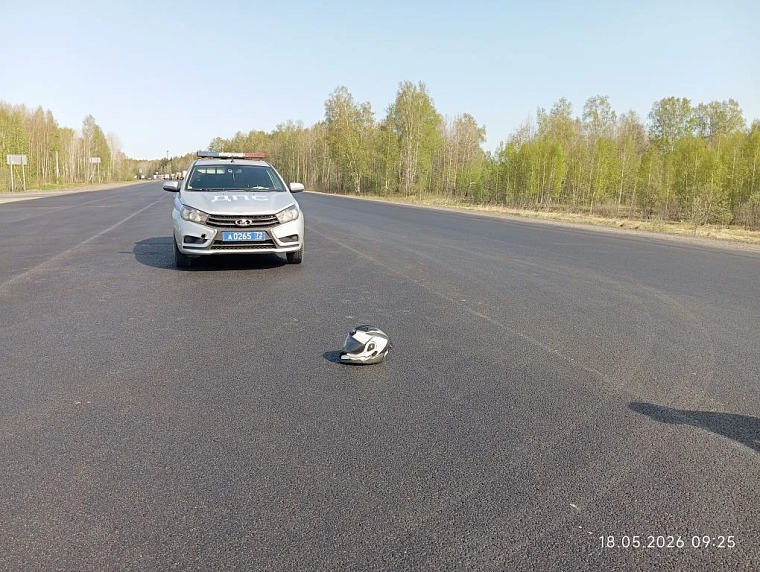 На трассе под Тобольском в ДТП погиб водитель скутера