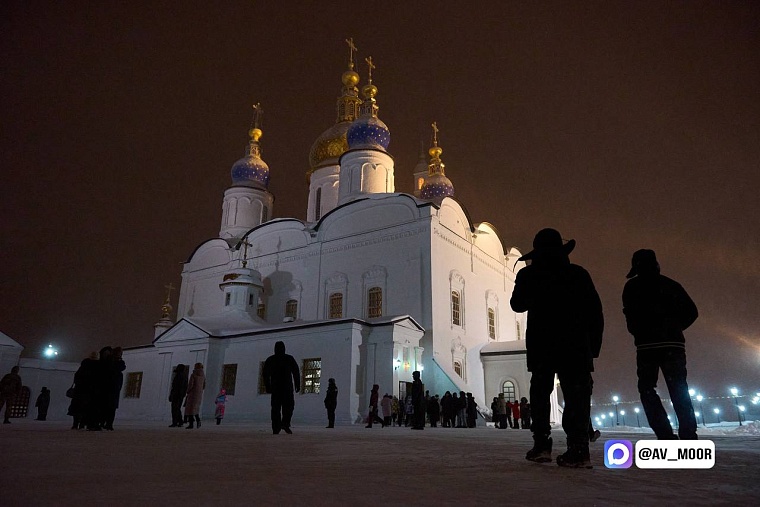 Православные в Тюменской области празднуют Рождество