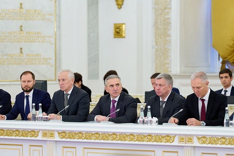 Александр Моор: Система подготовки кадров в Тюменской области активно развивается