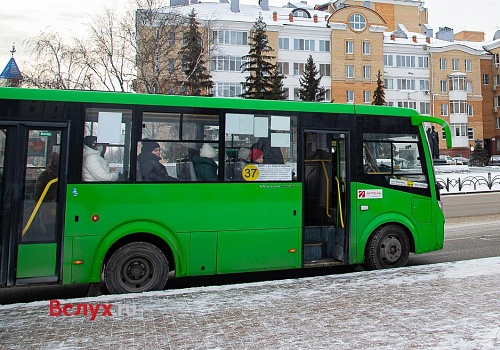 У тюменской маршрутки №37 появится дополнительный рейс с заездом к школе №45: схема