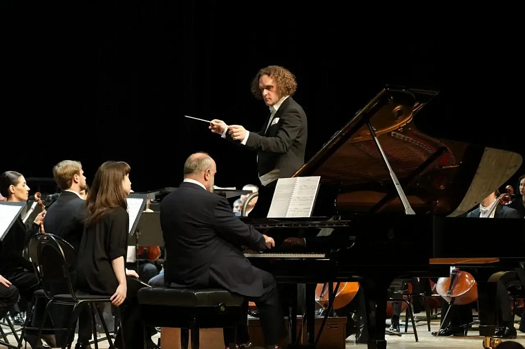 Тюменский оркестр примет участие в фестивале Александры Пахмутовой в Крыму