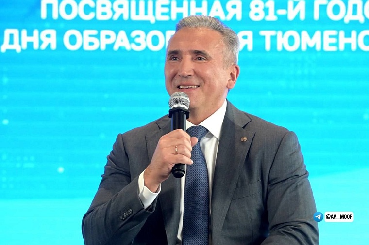 Топ-10 вопросов губернатору Александру Моору в канун Дня Тюменской области
