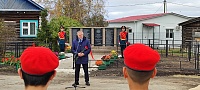 Добрый знак! Во время открытия памятника героям войны в Тюменской области пролетела стая журавлей