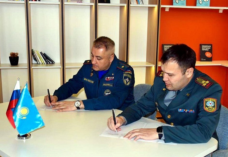 Тюменская область и Северо-Казахстанская область Казахстана подписали планы взаимодействия по паводку