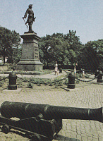 Памятник основателю города Петру I. Скульптор М. Антокольский. 1903 г. открытка из коллекции автора