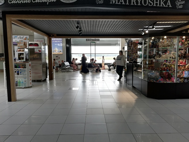 В Тюмени на шесть часов задержали вылет самолета в Белоярский