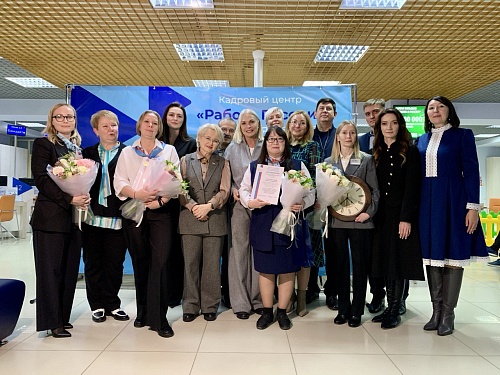 В Тюмени проходит выездное заседание комитета Госдумы по просвещению