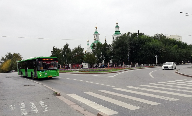 В субботу автобусы пойдут в объезд центра Тюмени