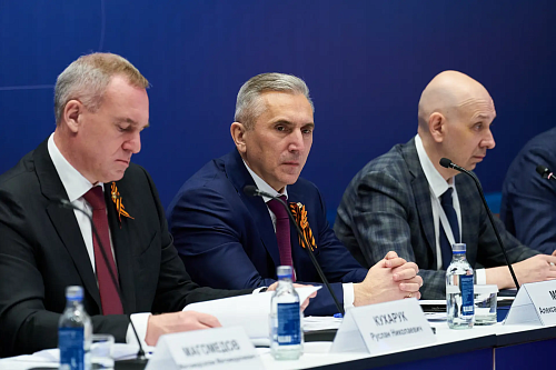 Александр Моор: Укрепление межнационального мира и согласия – одно из ключевых условий устойчивого развития страны