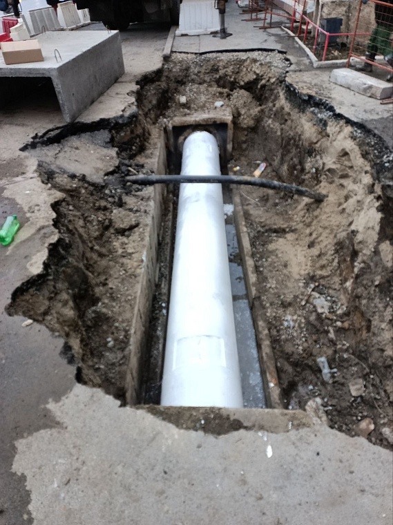 В центре Тюмени восстановили магистральную теплосеть после порыва