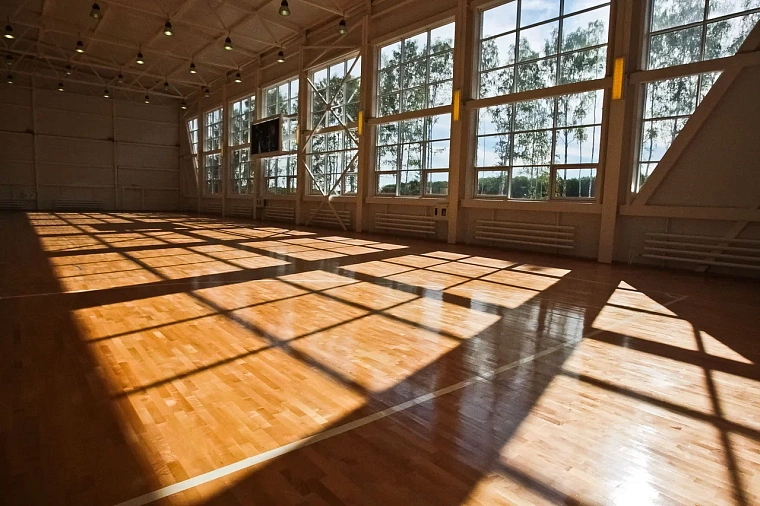 Тюменская область признана одним из регионов-лидеров по ремонту и строительству школ