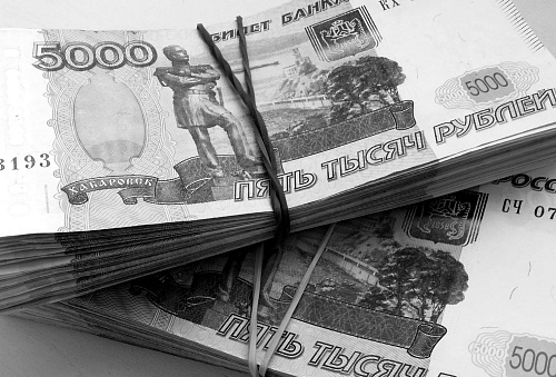 Пособника мошенников, забиравшего деньги у тюменских пенсионеров, на 5 лет отправили в колонию