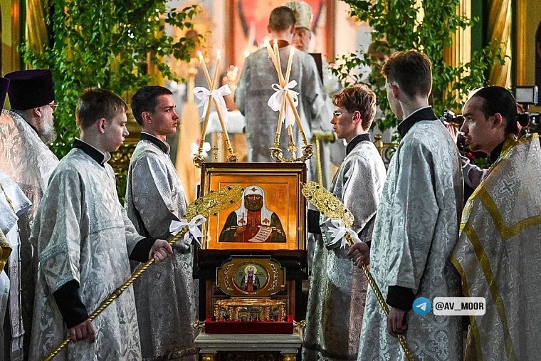 В Тюменскую область прибыли мощи святителя Тихона