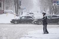 В Тюменской области снова снег и метель: в МЧС напомнили правила безопасности