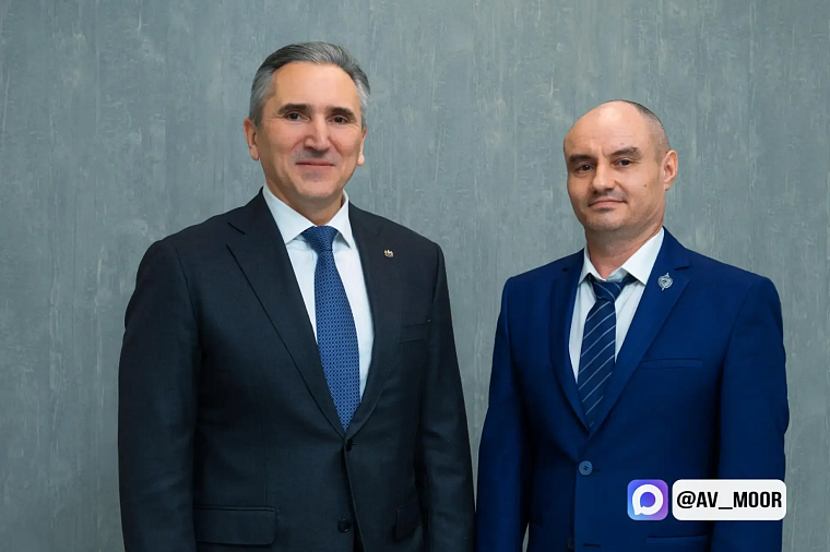 Александр Моор поздравил участника программы «Боевой кадровый резерв» с новой должностью