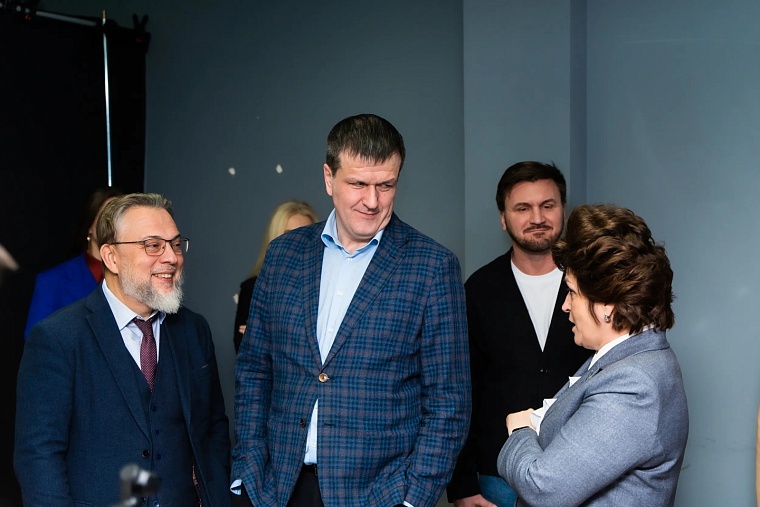 "Хороший разговор!" - депутаты Тюменской городской думы побывали в закулисье медиахолдинга «Сибинформбюро»