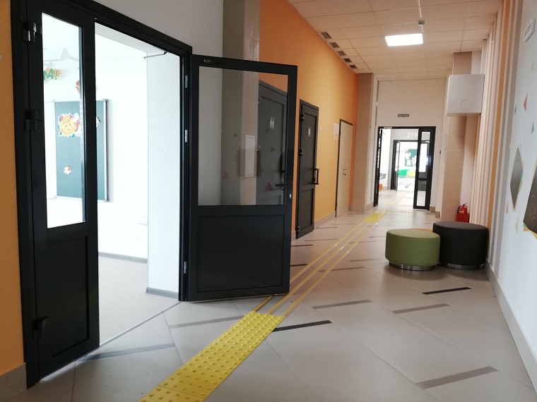 В тюменские школы поступают ложные анонимные угрозы