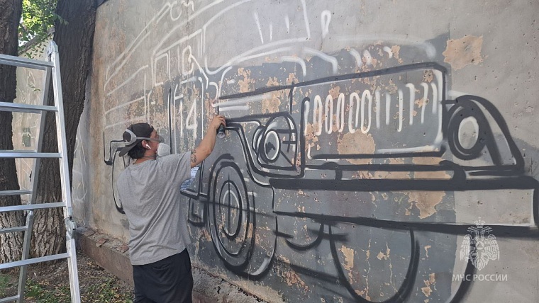 В центре Тюмени появится мурал, посвященный пожарным