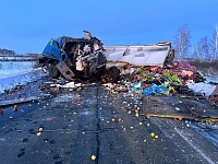 На трассе Тюмень - Омск погиб водитель КамАЗа