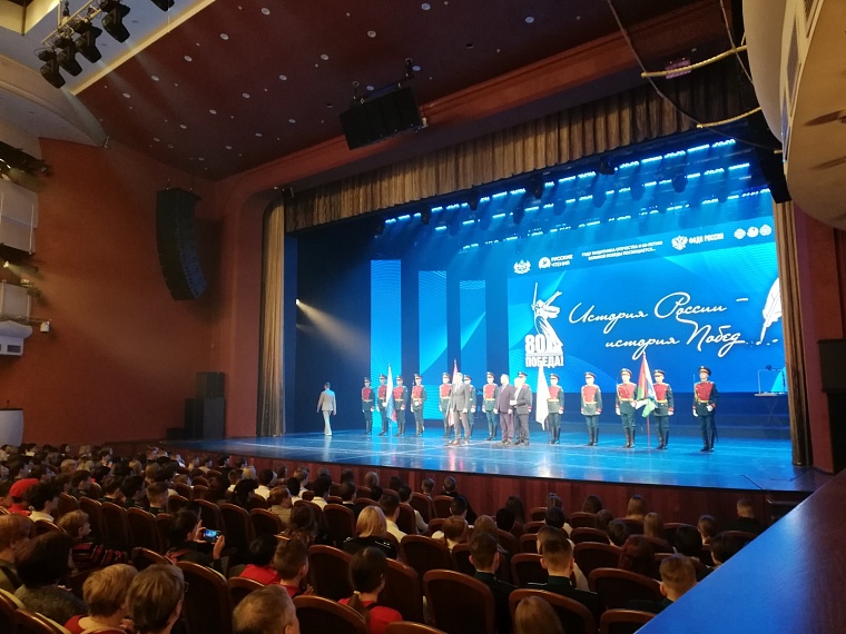 Тюменская область первой из регионов приняла Всероссийский литературно-патриотический проект «Русские чтения»